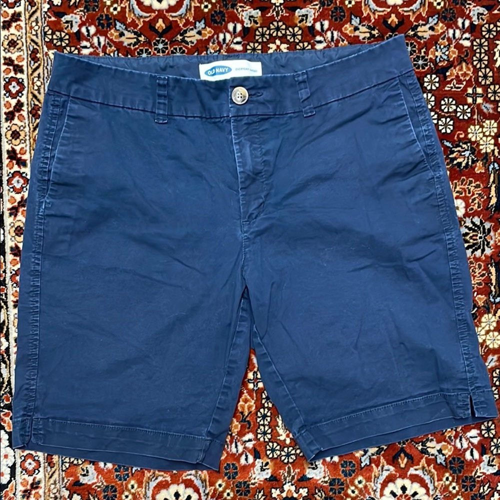 Old Navy women’s everyday shorts